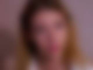 MaeBrowning's Live Sex Cam Show