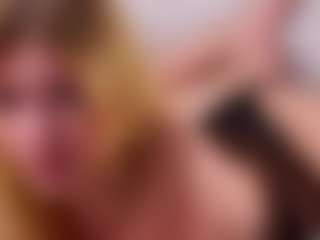 MaeBrowning's Live Sex Cam Show