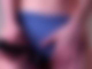 MaeBrowning's Live Sex Cam Show