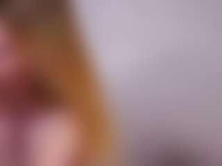 MaeBrowning's Live Sex Cam Show