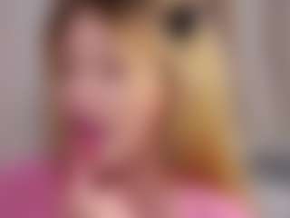 MaeBrowning's Live Sex Cam Show