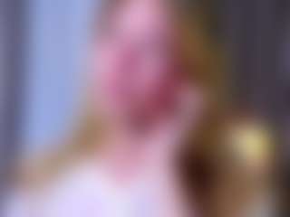 MaeBrowning's Live Sex Cam Show