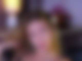 MaeBrowning's Live Sex Cam Show