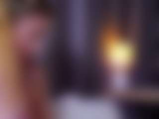 MaeBrowning's Live Sex Cam Show
