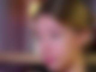 MaeBrowning's Live Sex Cam Show
