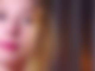 MaeBrowning's Live Sex Cam Show