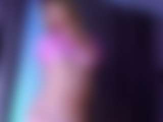 MaeBrowning's Live Sex Cam Show