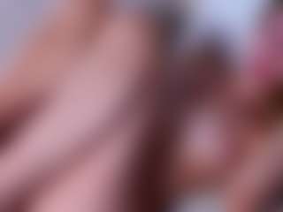 MaeBrowning's Live Sex Cam Show