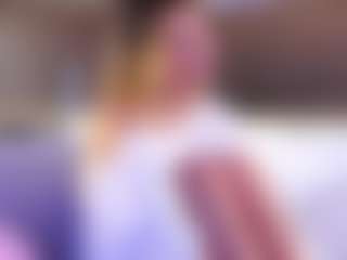MaeBrowning's Live Sex Cam Show