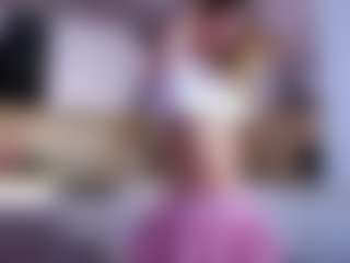 MaeBrowning's Live Sex Cam Show