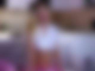 MaeBrowning's Live Sex Cam Show