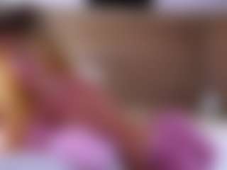MaeBrowning's Live Sex Cam Show