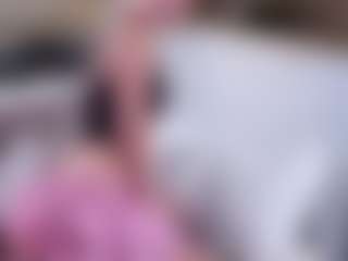 MaeBrowning's Live Sex Cam Show