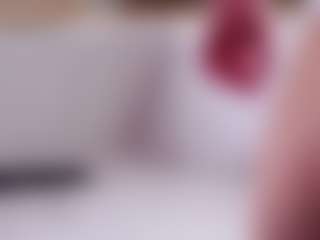 MaeBrowning's Live Sex Cam Show