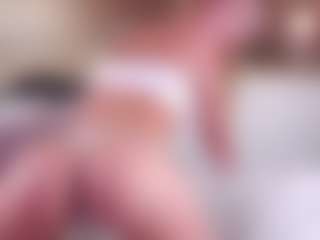 Live cam show with MaeBrowning - Petite Toys on SinfulBabes