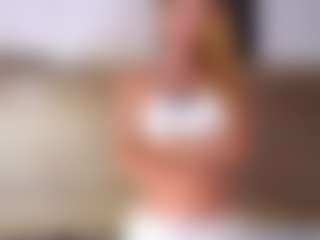 MaeBrowning's Live Sex Cam Show