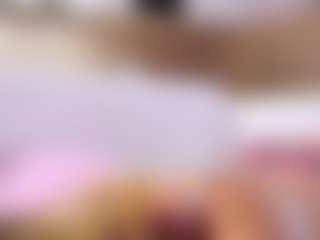 MaeBrowning's Live Sex Cam Show