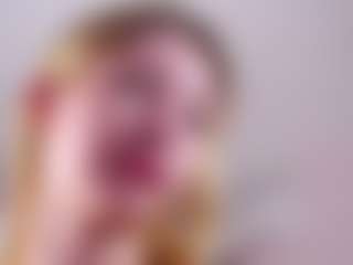 MaeBrowning's Live Sex Cam Show