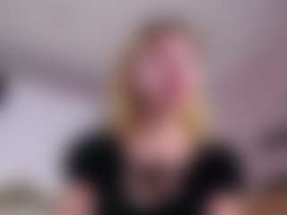 MaeBrowning's Live Sex Cam Show