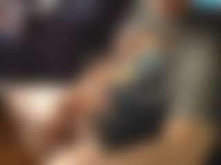 Live cam show with moeganja - White on livesuperchat.net
