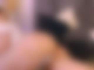 Live cam show with VictoriaLight - Shaved on Spunkpage