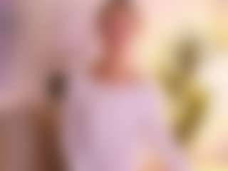 Live cam show with VictoriaLight - Longhair on Camsoda