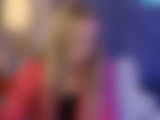 Show de cam en vivo con VictoriaLight - Petite MILF en Camsoda