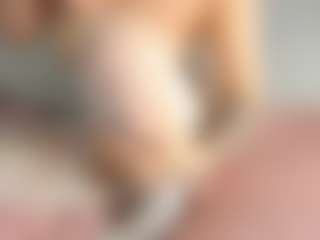 ZiraSwan's Live Sex Cam Show