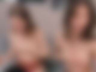 Live cam show with Bianca and Emilia - Pegging on live18s.com