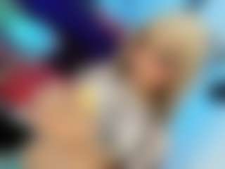 Live cam show with Gisele-Fox - Flat Chested on CamSodaAdn