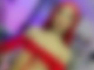Live cam show with Gisele-Fox - Blonde Hair on TeamSkeetLive