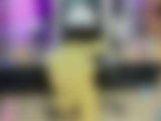 Live cam show with Gisele-Fox - Brown Eyes on Fling VIP Chat