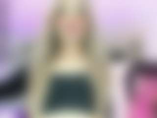 Live cam show with Gisele-Fox - Drinking on madthumbs