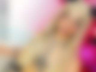 Live cam show with Gisele-Fox - Drinking on WildCum