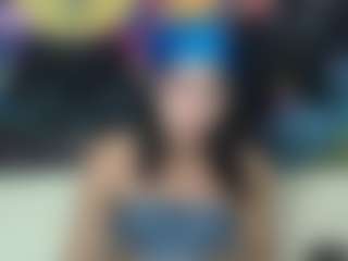 Live cam show with Valeria_Foxy032 - Spank on TottyGirls