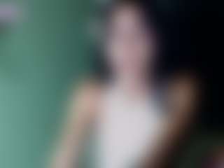 Live cam show with Valeria_Foxy032 - White on Milf Play | colombia