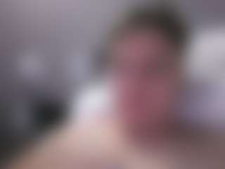 Bikinkyboi3456's Live Sex Cam Show