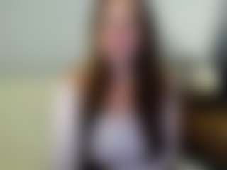 AnoraBourbon MILF webcam performer live streaming