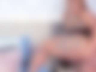 Live cam show with Greicy-Afrodita - Fuck Machine on Gym Cam Girls