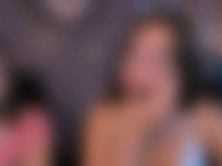 kiki-swan's Live Sex Cam Show