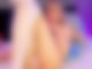 Iviirosse's Live Sex Cam Show