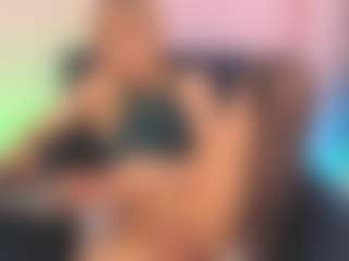 Live cam show with Iviirosse - Big Balls on Hubzter Live