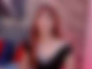 Live cam show with Iviirosse - Hazel Eyes on madthumbs