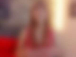 Live cam show with Iviirosse - Hazel Eyes on Camsoda