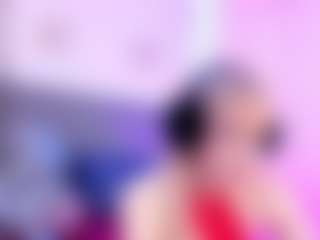 Live cam show with Iviirosse - Tease on studioflirtlive.com