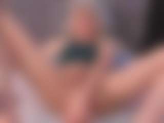 Iviirosse's Live Sex Cam Show