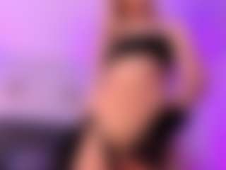 Iviirosse's Live Sex Cam Show