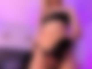 Iviirosse's Live Sex Cam Show
