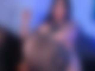 Live cam show with aleja-dolly - Implants on Stripli.com