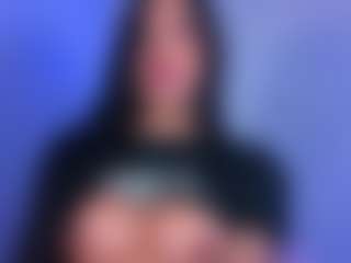 Show de cam en vivo con aleja-dolly - Fake Tits en Camsoda